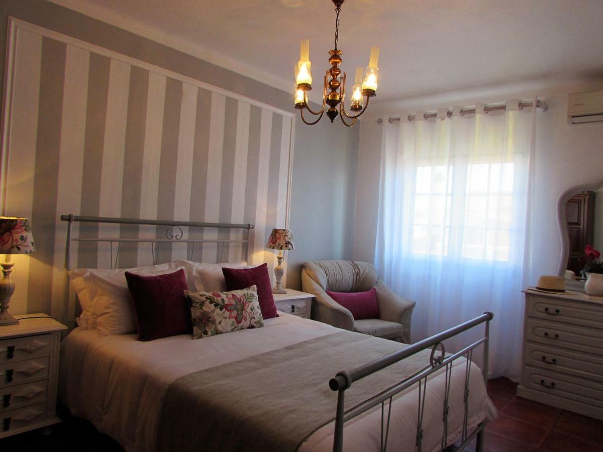 Lagoa Azul Guest House Віла-Нова-де-Мілфонтеш Екстер'єр фото