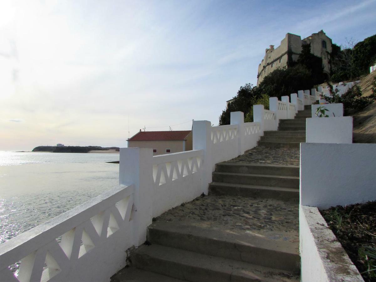 Lagoa Azul Guest House Віла-Нова-де-Мілфонтеш Екстер'єр фото